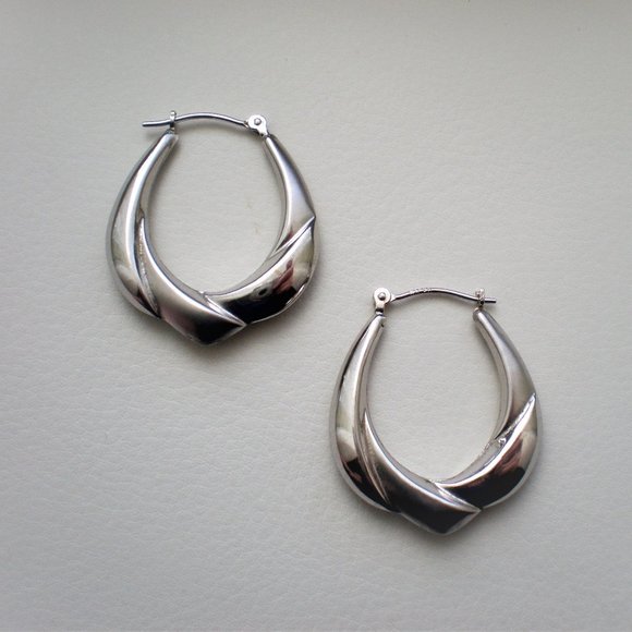 Vintage Designer Solid 14K White Gold Hoop Pierced Dangle...